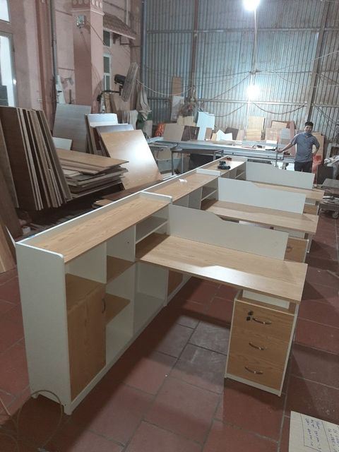 Bàn làm việc vách ngăn - BVNTL09